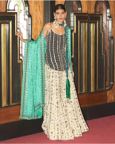 Madhubala Lehenga Set