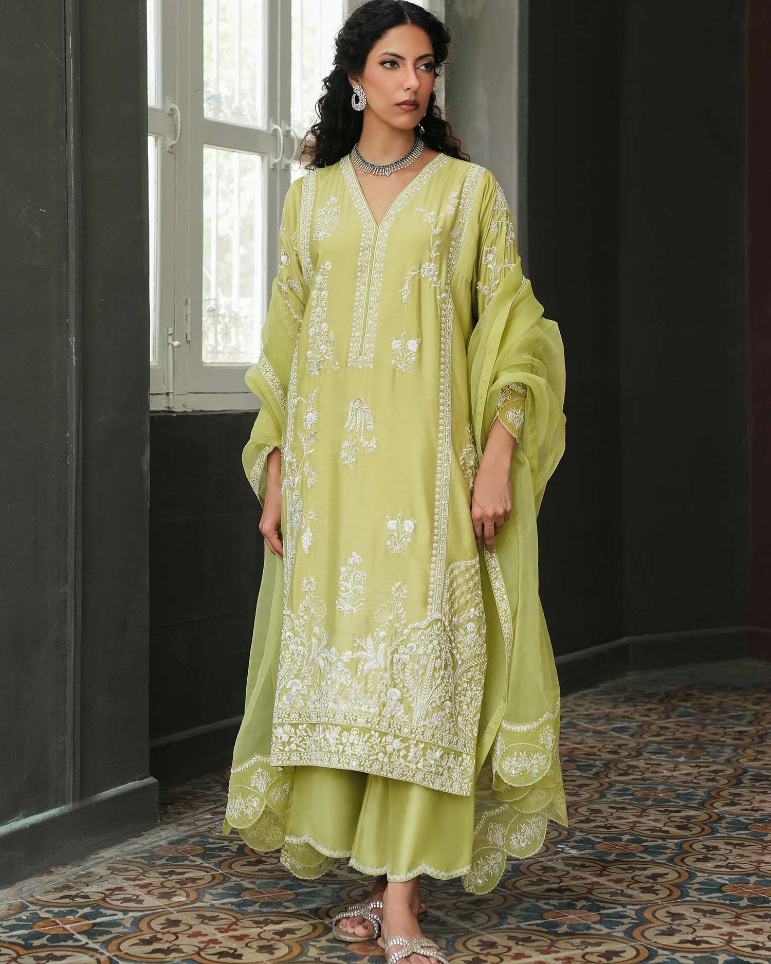 Raya Izaar & Dupatta Set