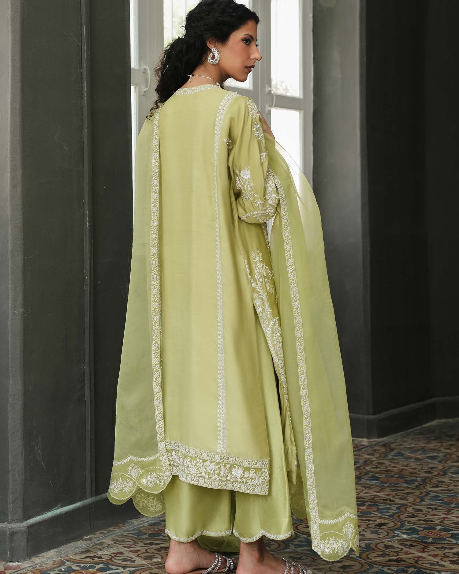 Raya Izaar & Dupatta Set