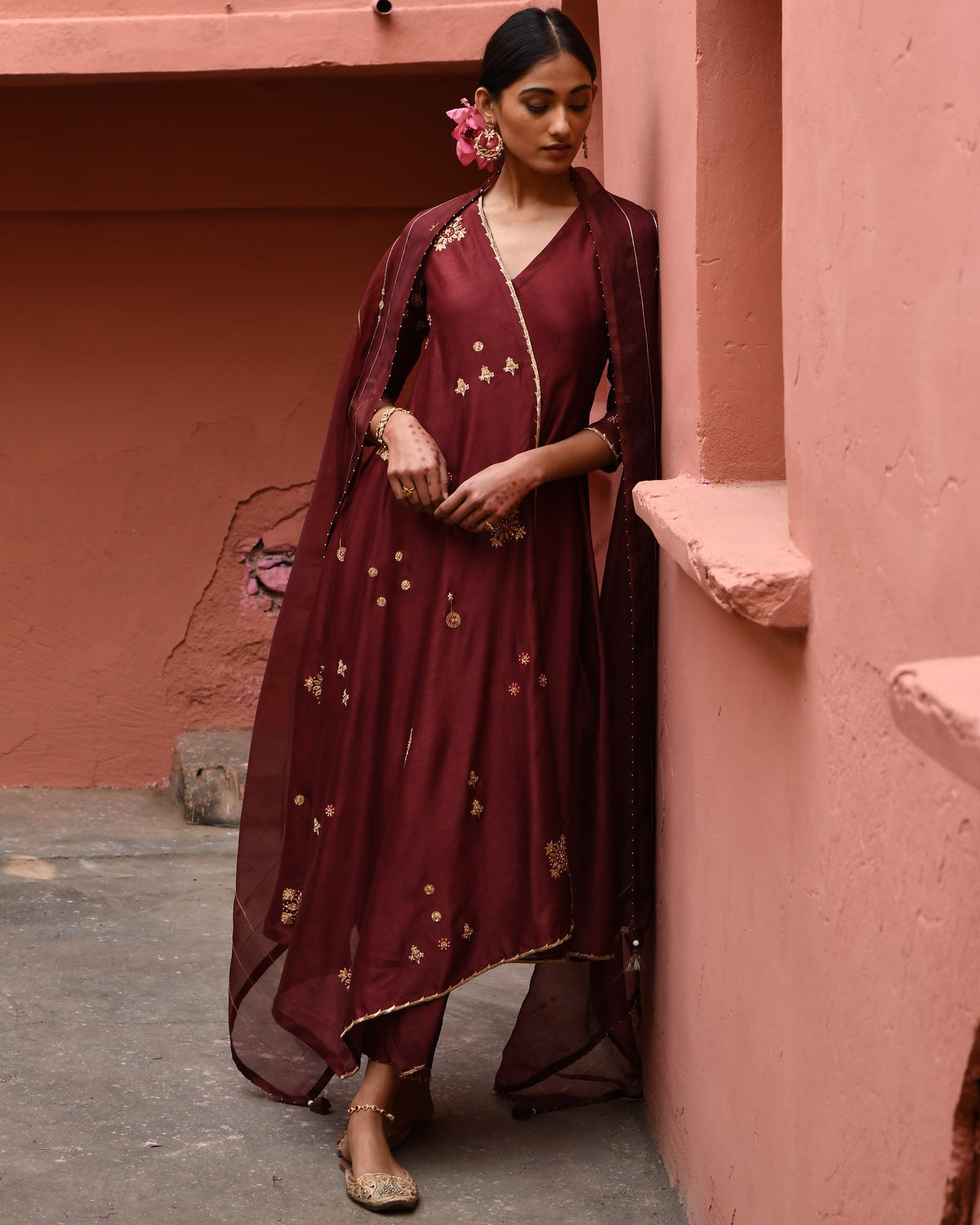 Mahogany Hand Embroidered Cross Over Set