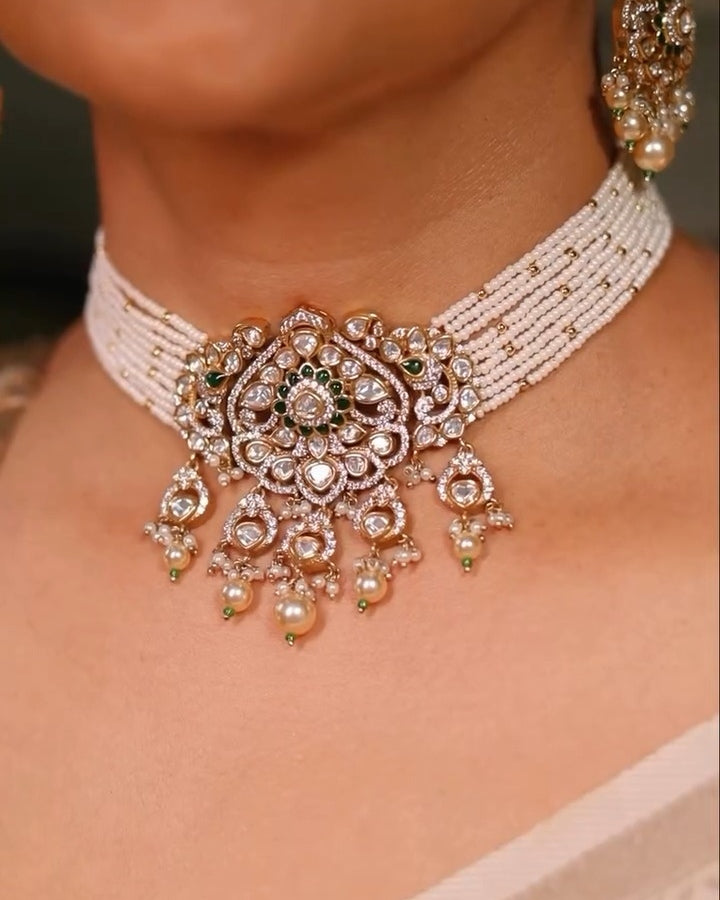 Gauranga Necklace 
(Green)