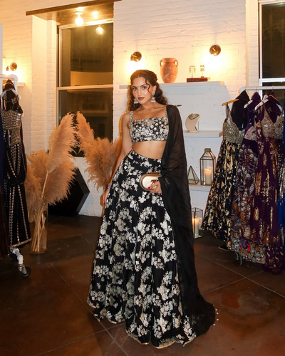 Saara Lehenga