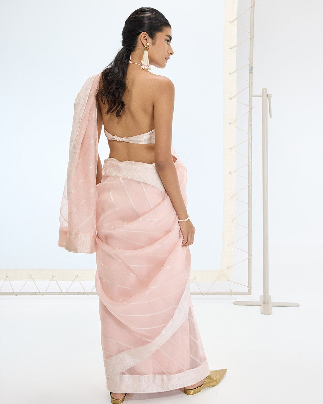 The Ivy Sari In  Peach