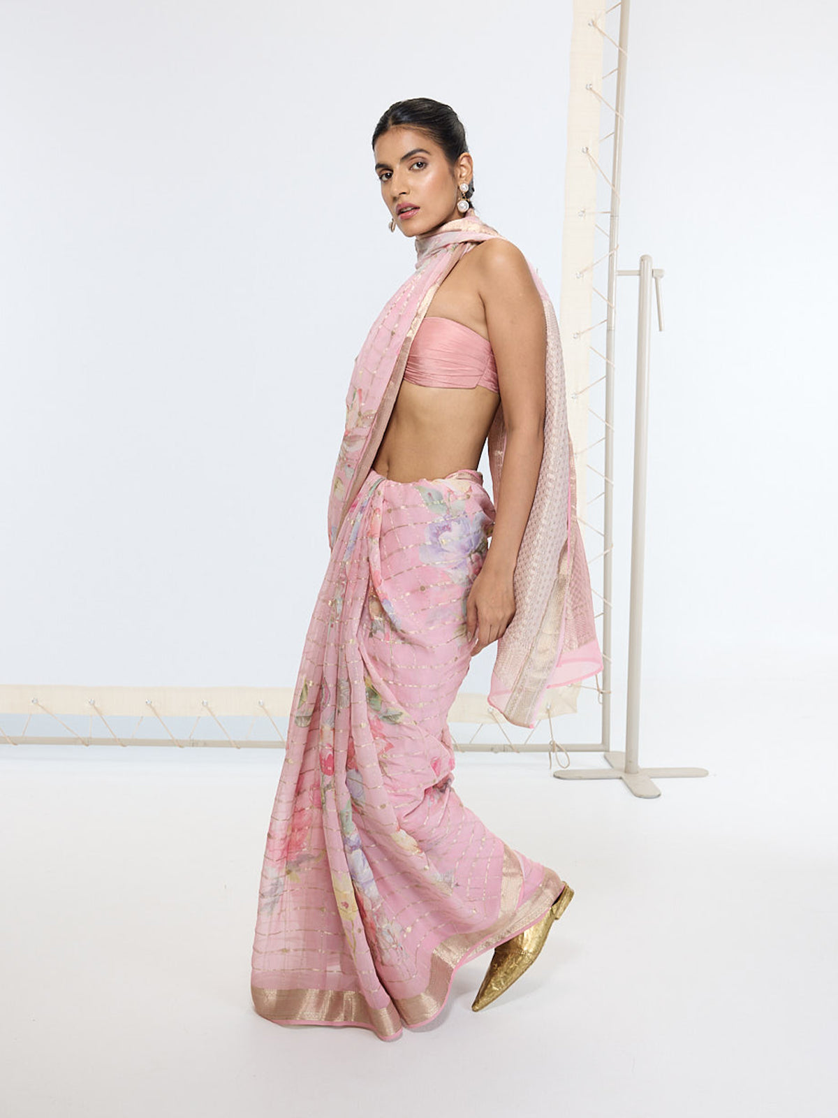 Handwoven Ballet Pink Printed Sari