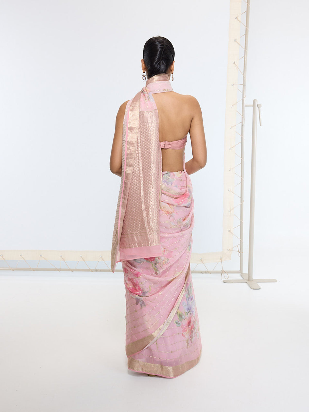 Handwoven Ballet Pink Printed Sari