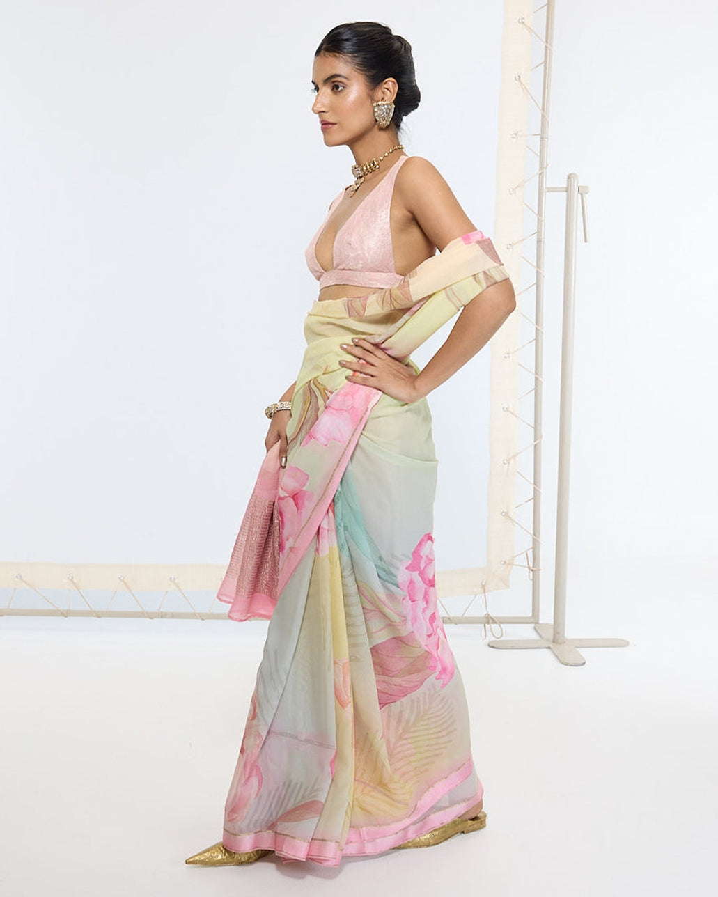 Handwoven Banana Cream Printed Sari