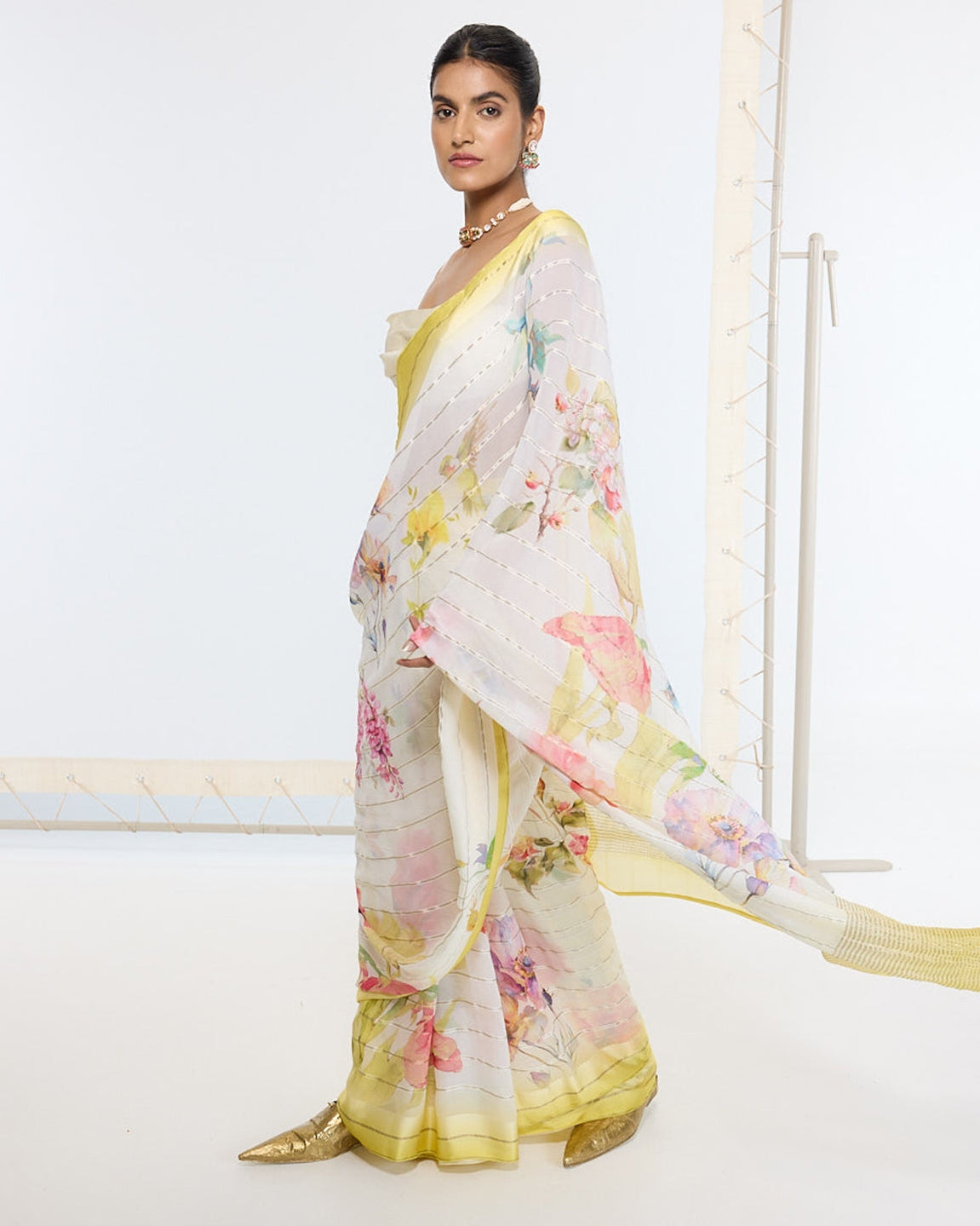Handwoven Off-White Printed Sari
