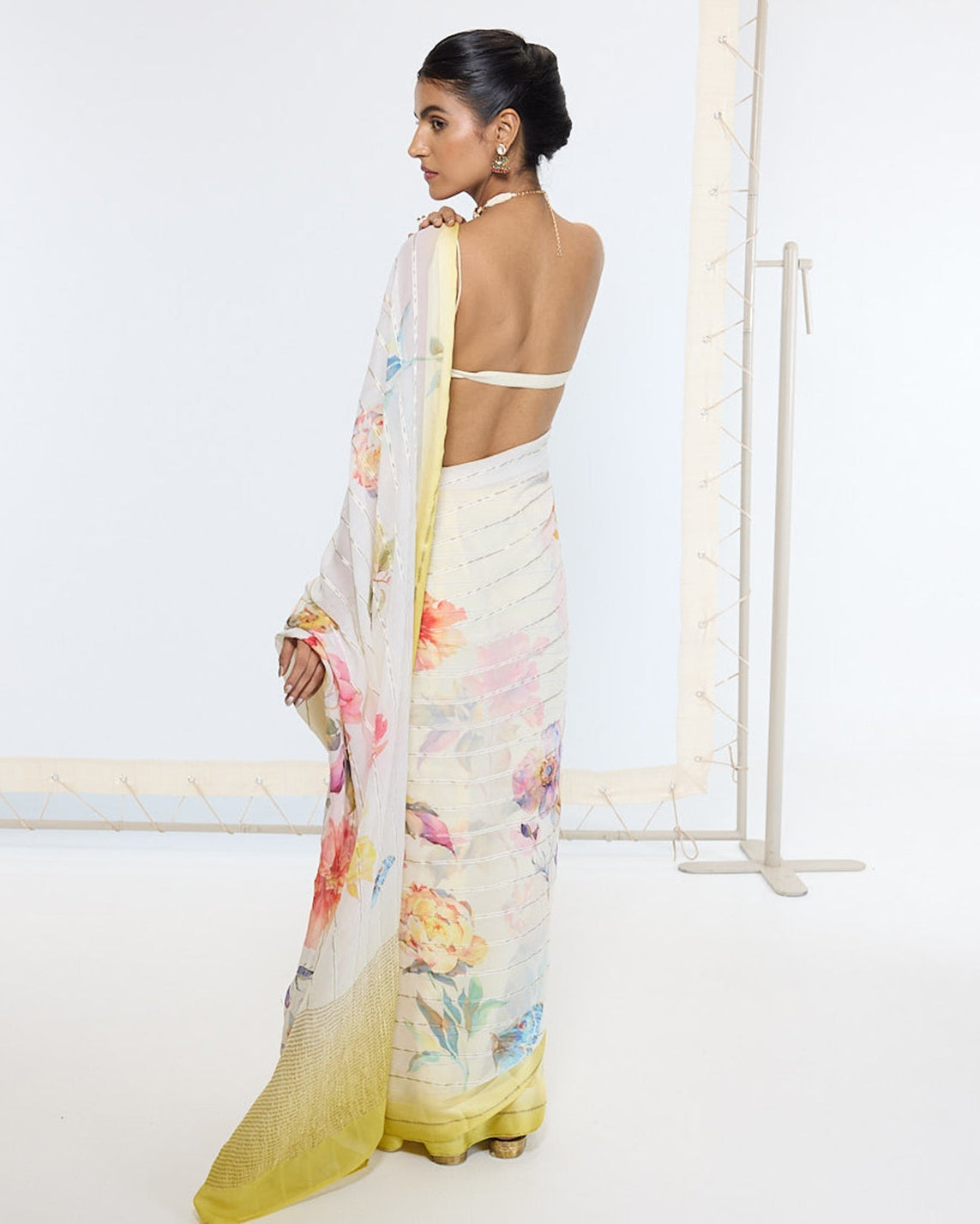 Handwoven Off-White Printed Sari