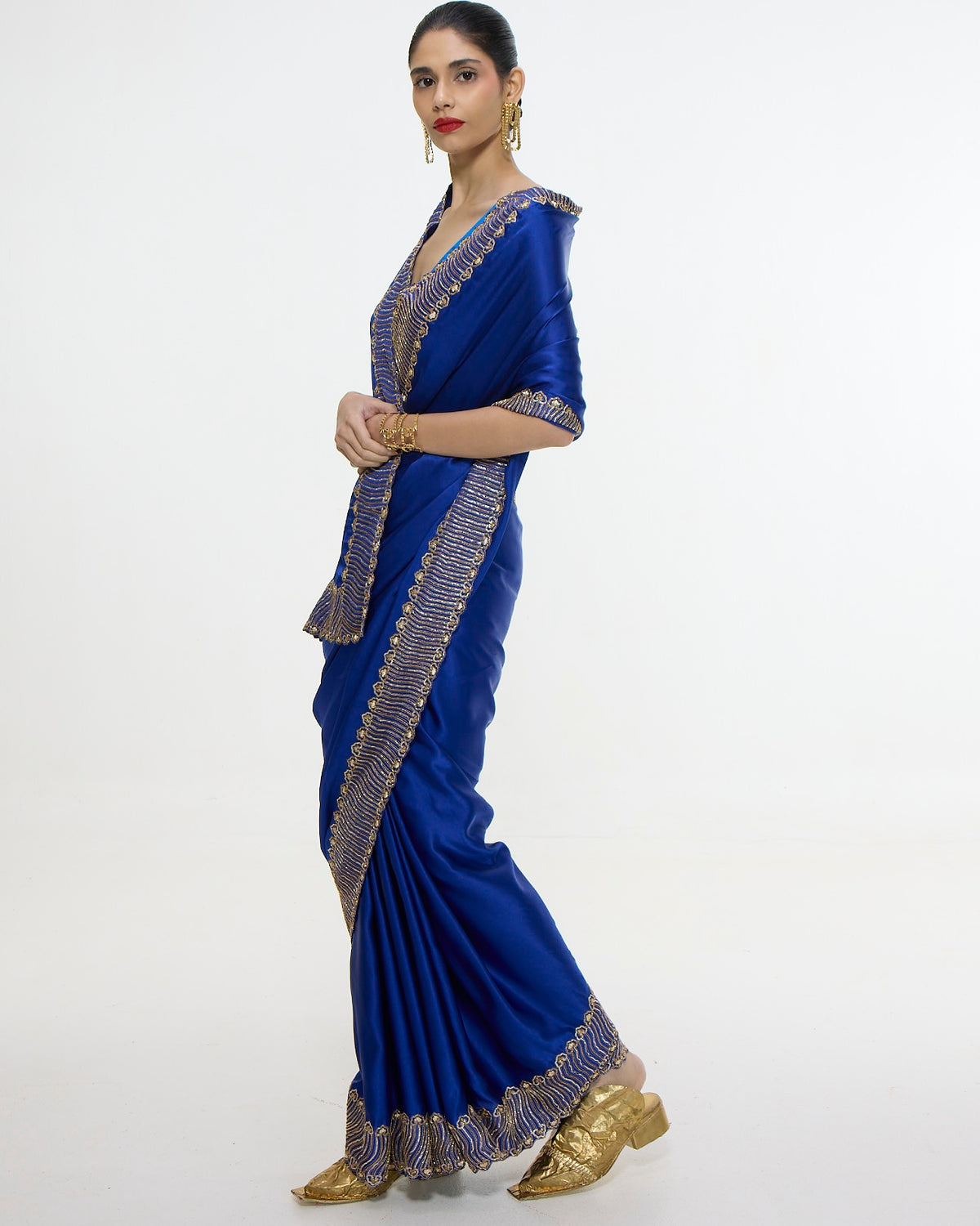 Handwoven Marine Blue Mashroo Silk Sari With Embroidered Border