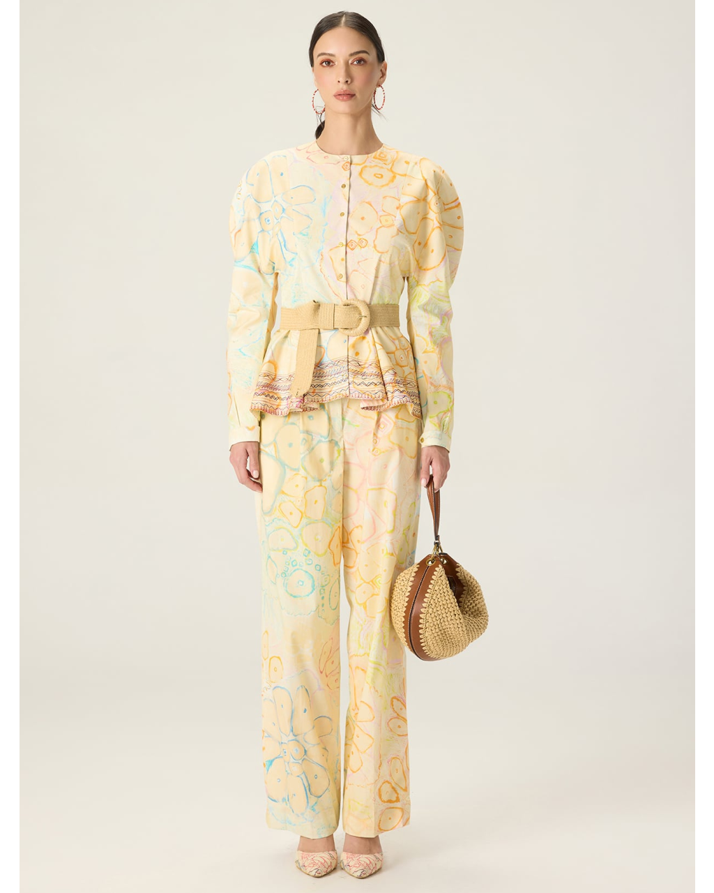 Astrid blouse with roux trousers