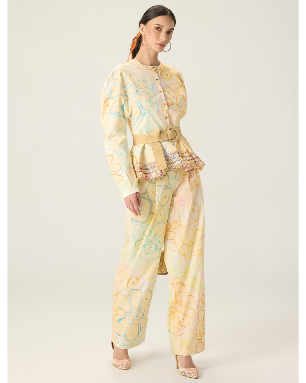 Astrid blouse with roux trousers