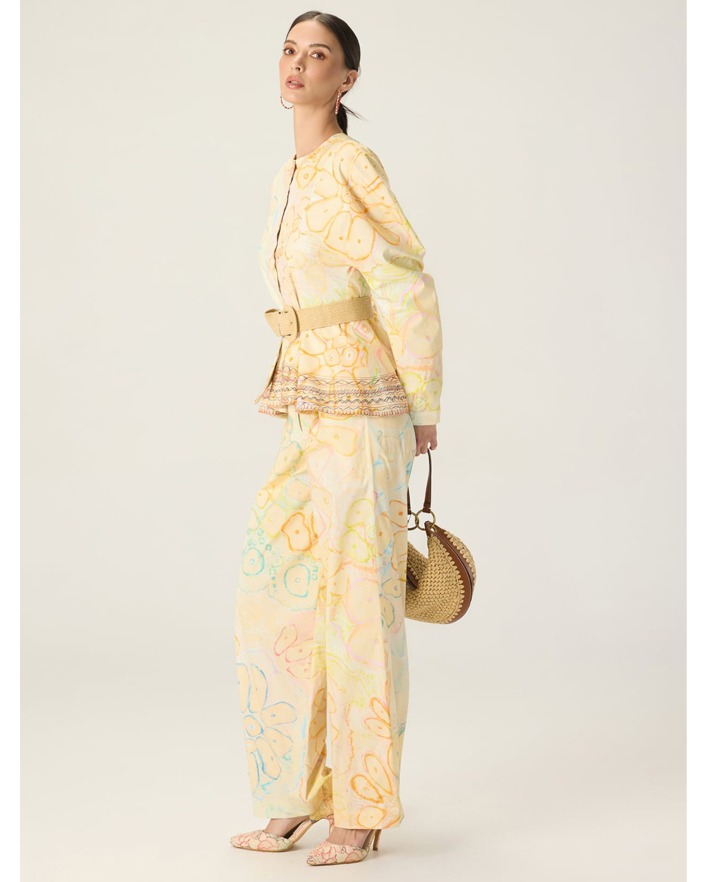Astrid blouse with roux trousers