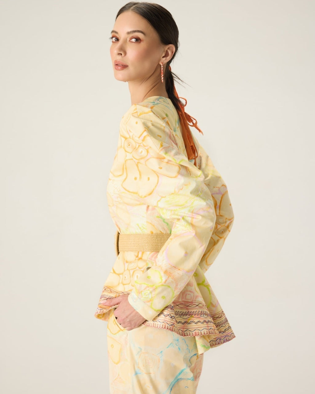 Astrid blouse with roux trousers