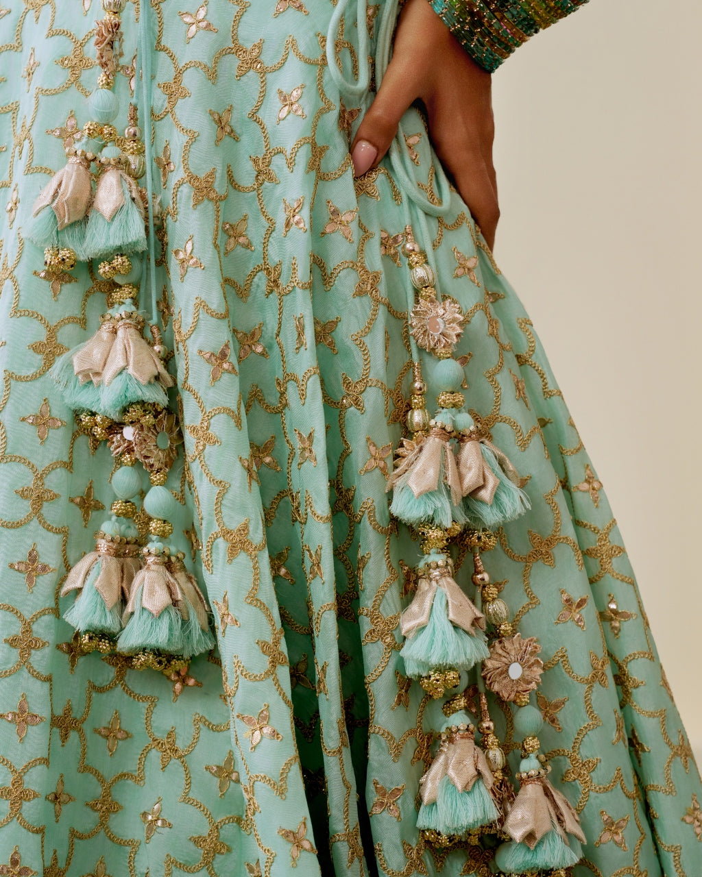 Nazm Lehenga Set