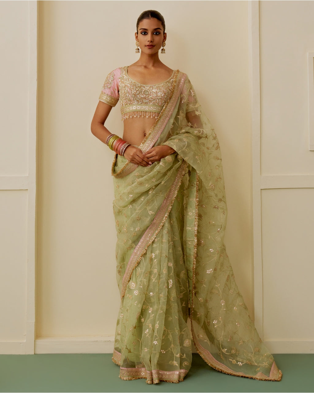 Raabta Sari Set
