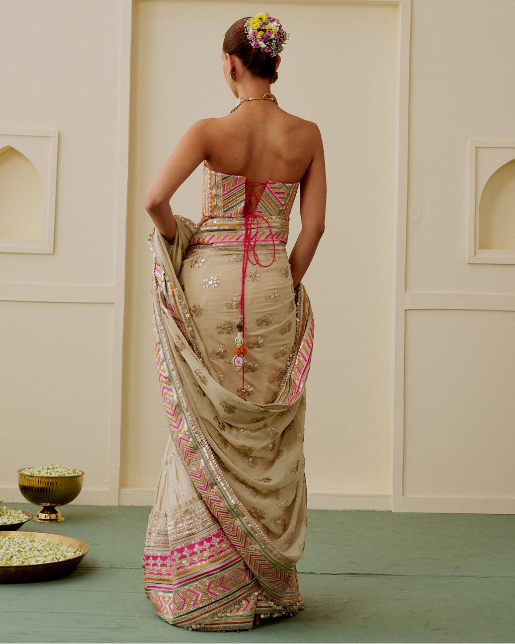 Zehn Sari Set