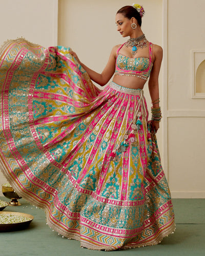 Zamaana Lehenga Set