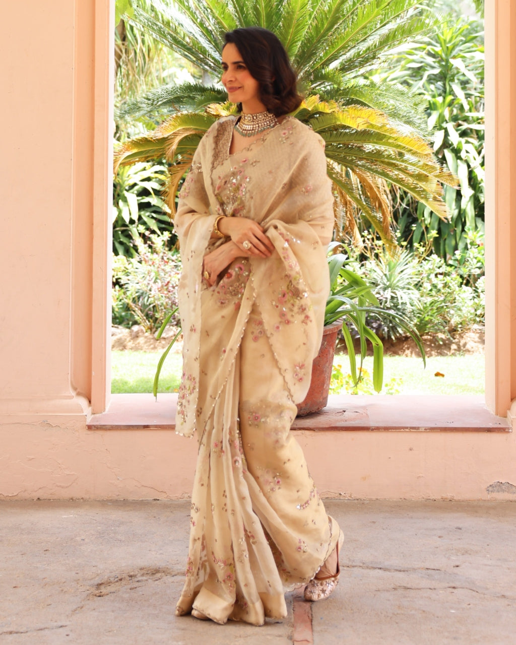 Gold Nafees Sari