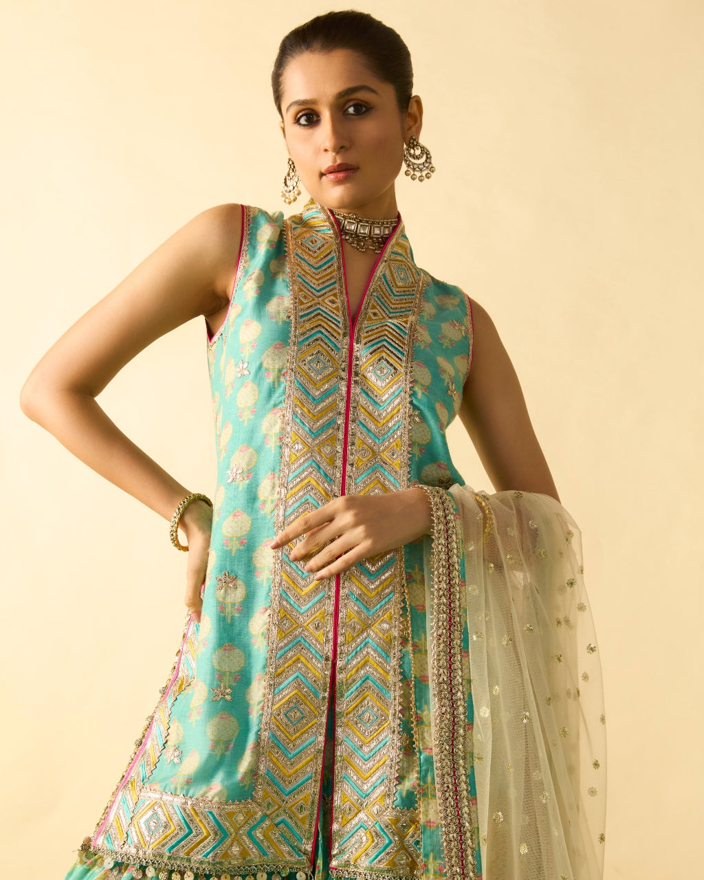 Aarvi Sharara Set