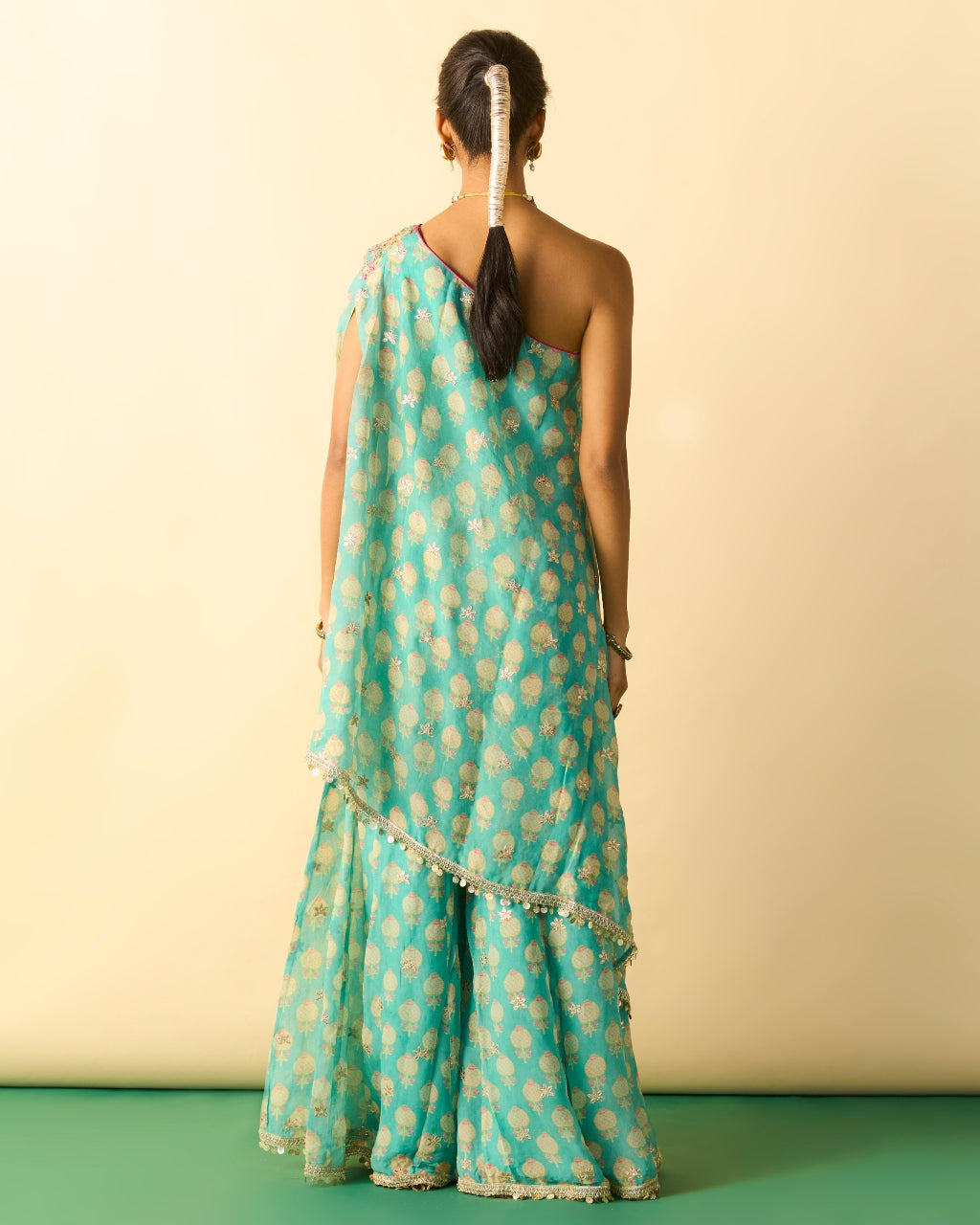 Dia One Shoulder Set
