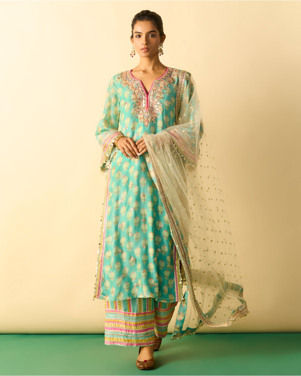 Dwiti Kurta Set