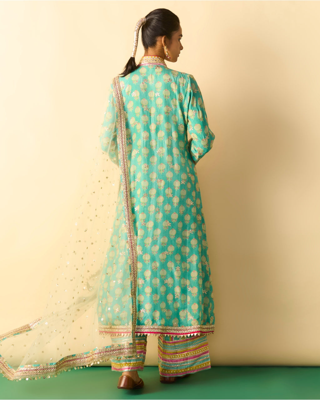 Binita Pallazo Set