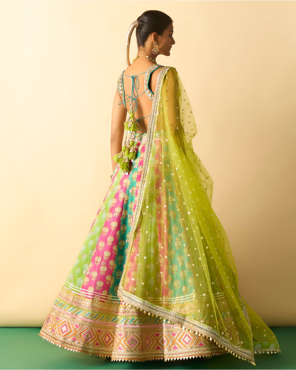 Shyama Lehenga Set