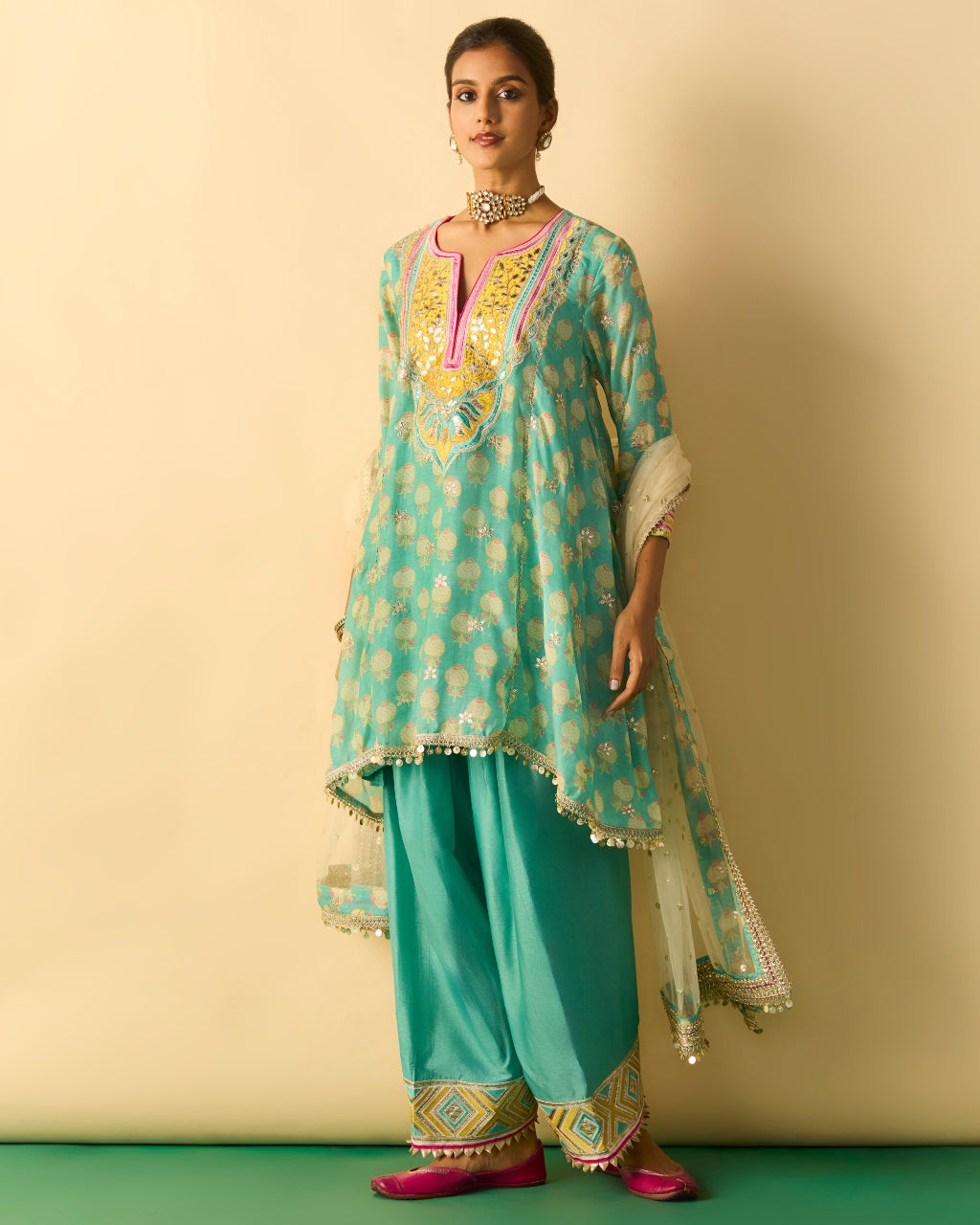 Anvi Farshi Set