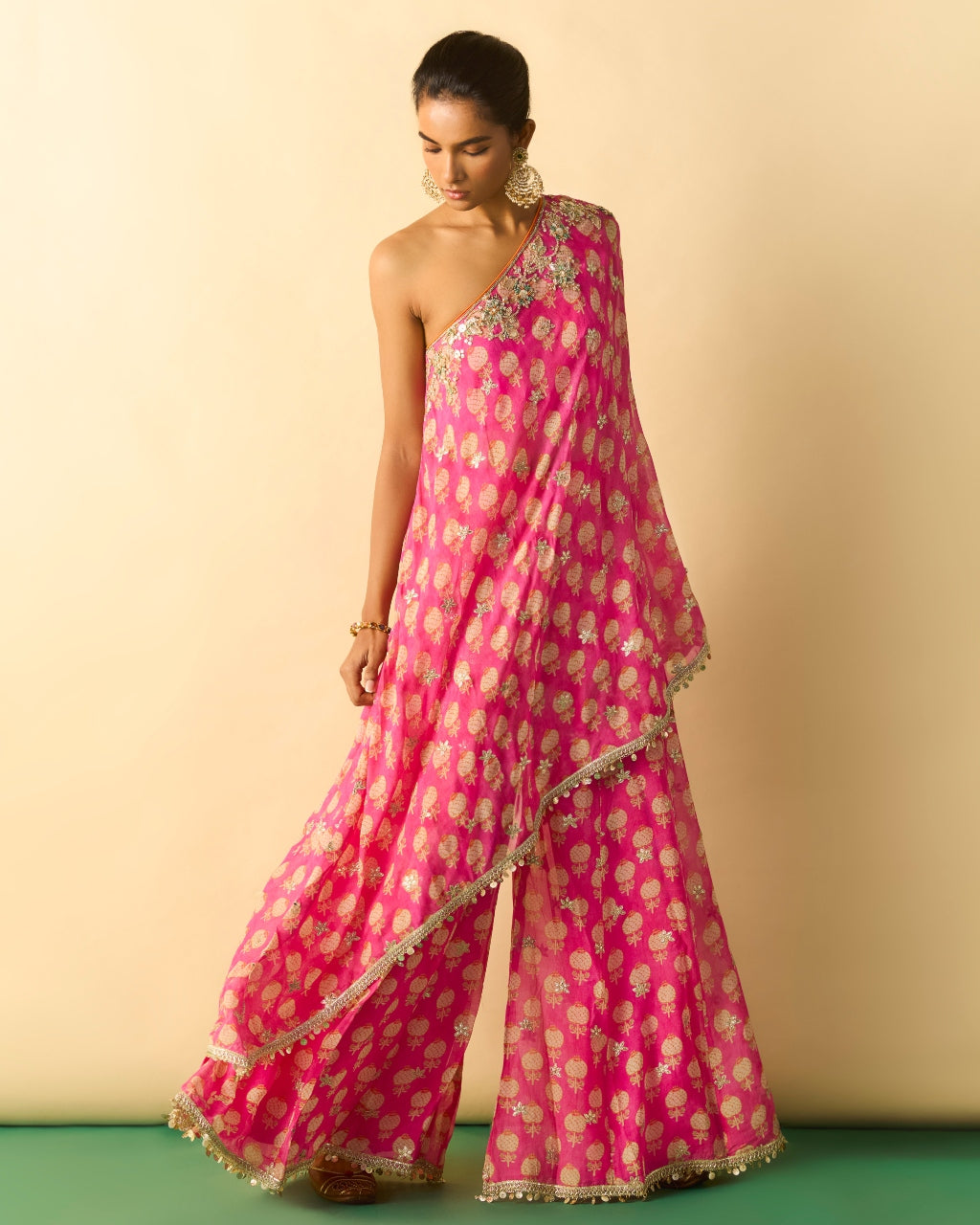 Pink Dia One Shoulder Set