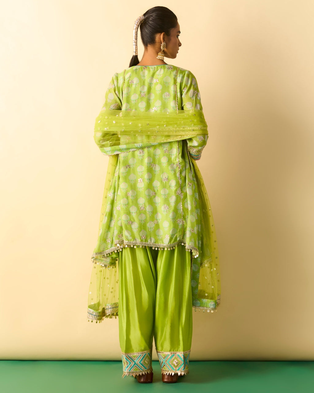 Green Anvi Farshi Set