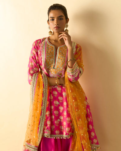 Pink Anvi Farshi Set