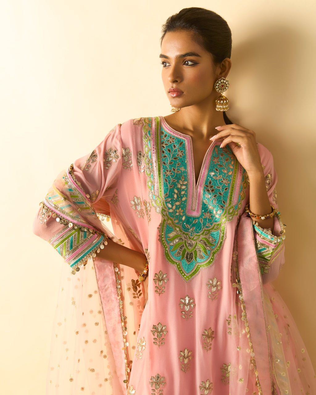 Zarnish Farshi Set