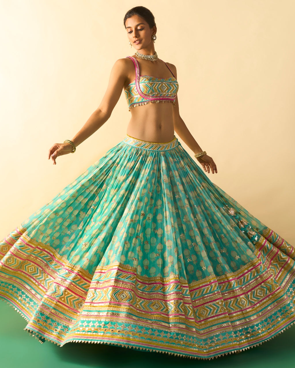 Mannat Lehenga Set