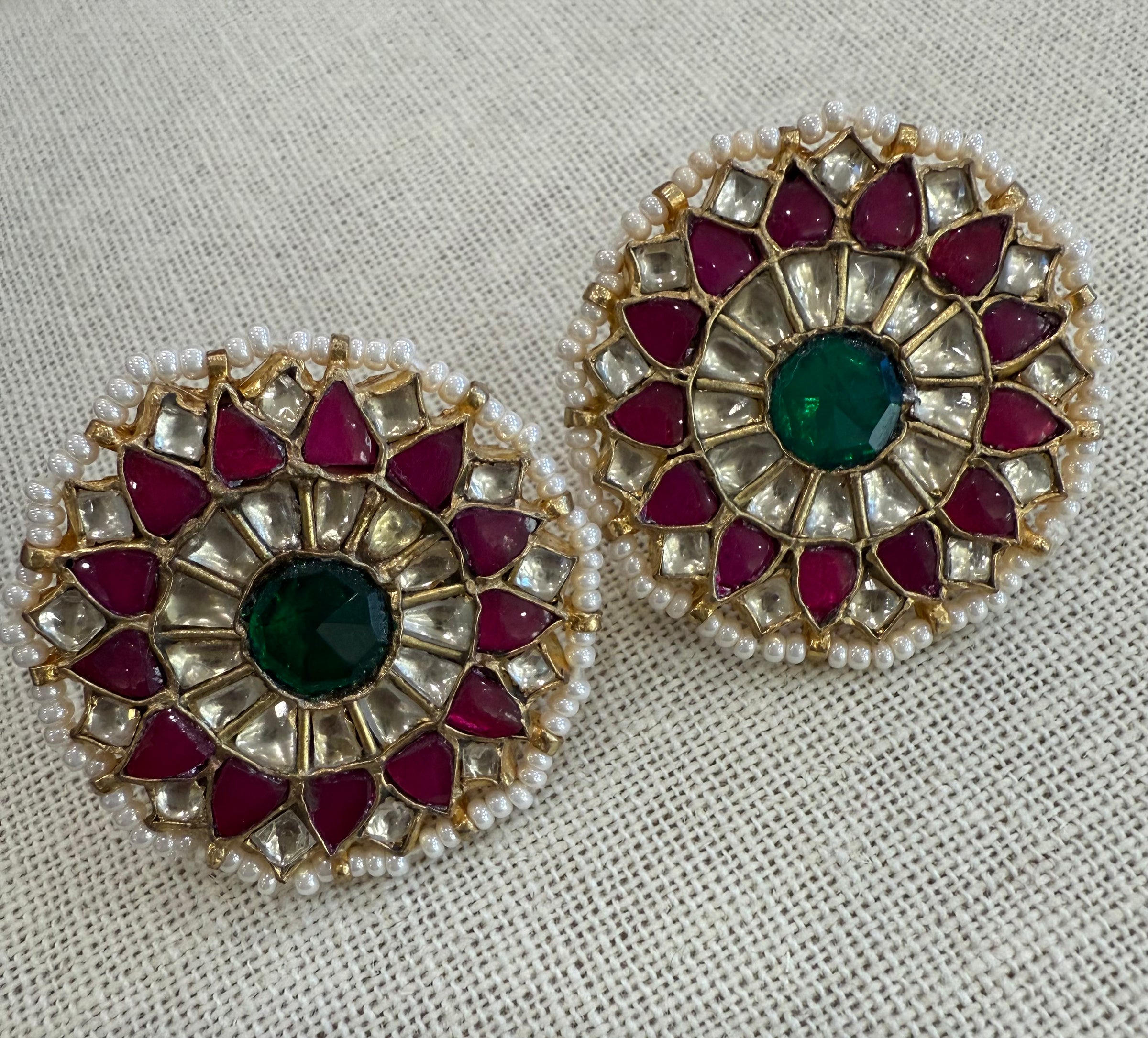 Gayatri Studs