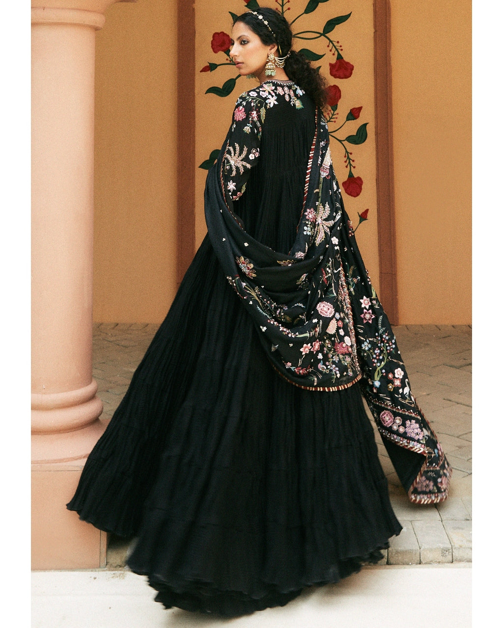 Black Voluminous Anarkali Set