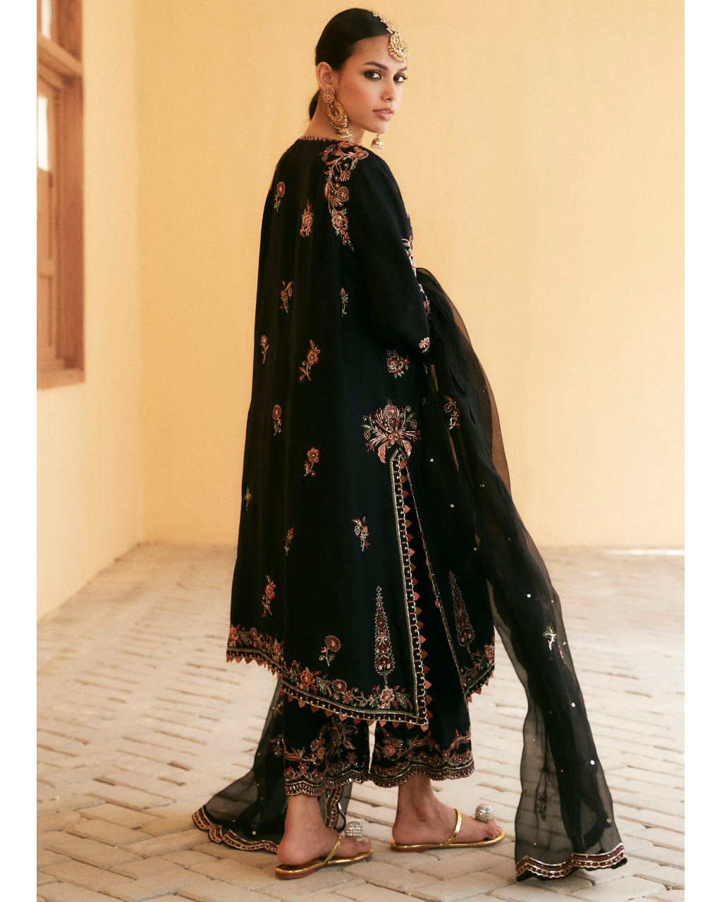 Black Embroidered Kurta Set