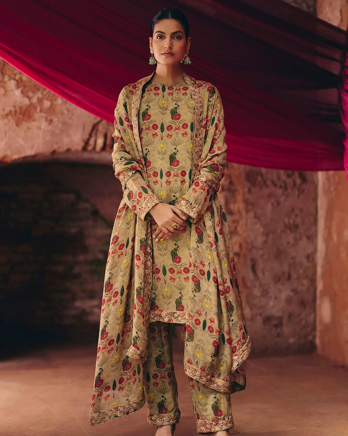 Grey Peacock Kurta – Pant Set With Duppata