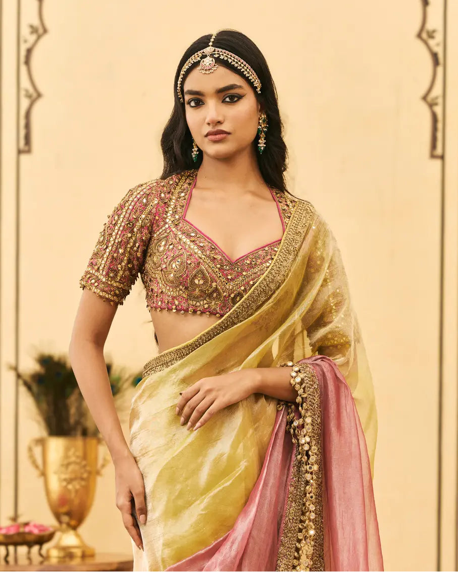 Peela-Gulabi Yellow Pink Sari Set