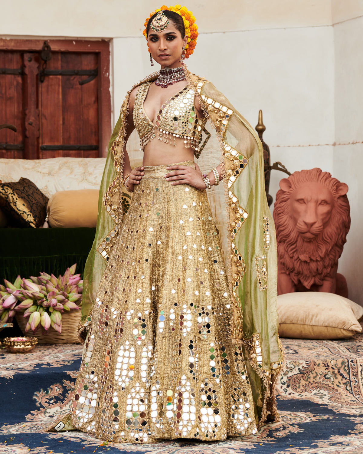 Chand Aayna Lehenga Set