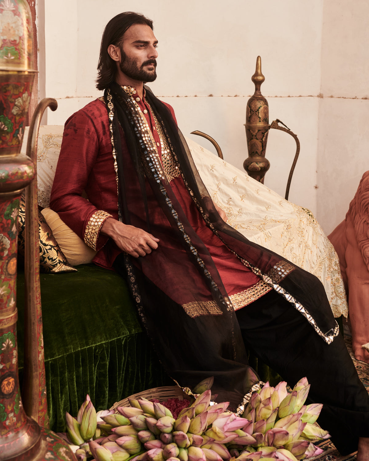 Naqsh Kurta Set