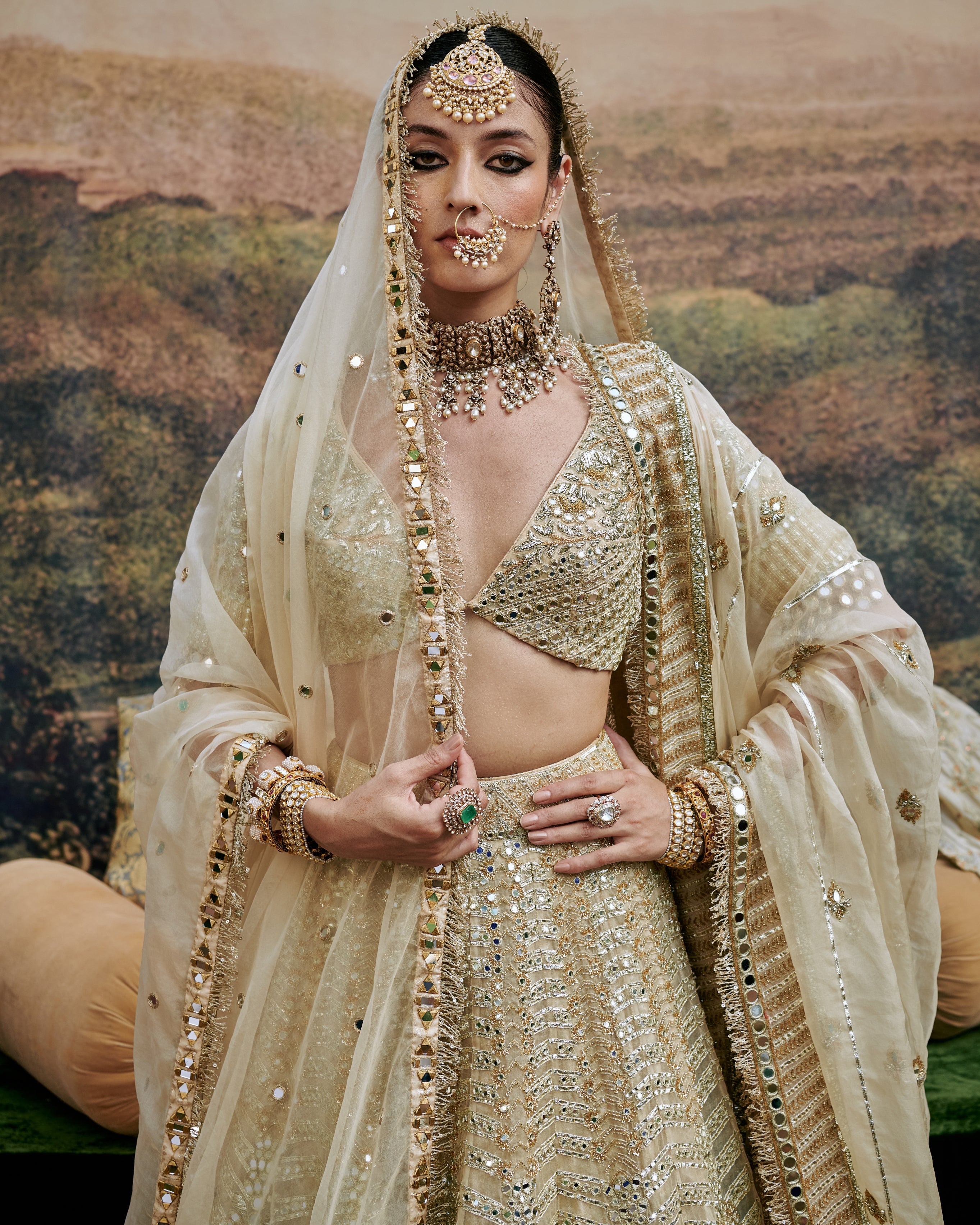 Shvet Afsana Lehenga Set