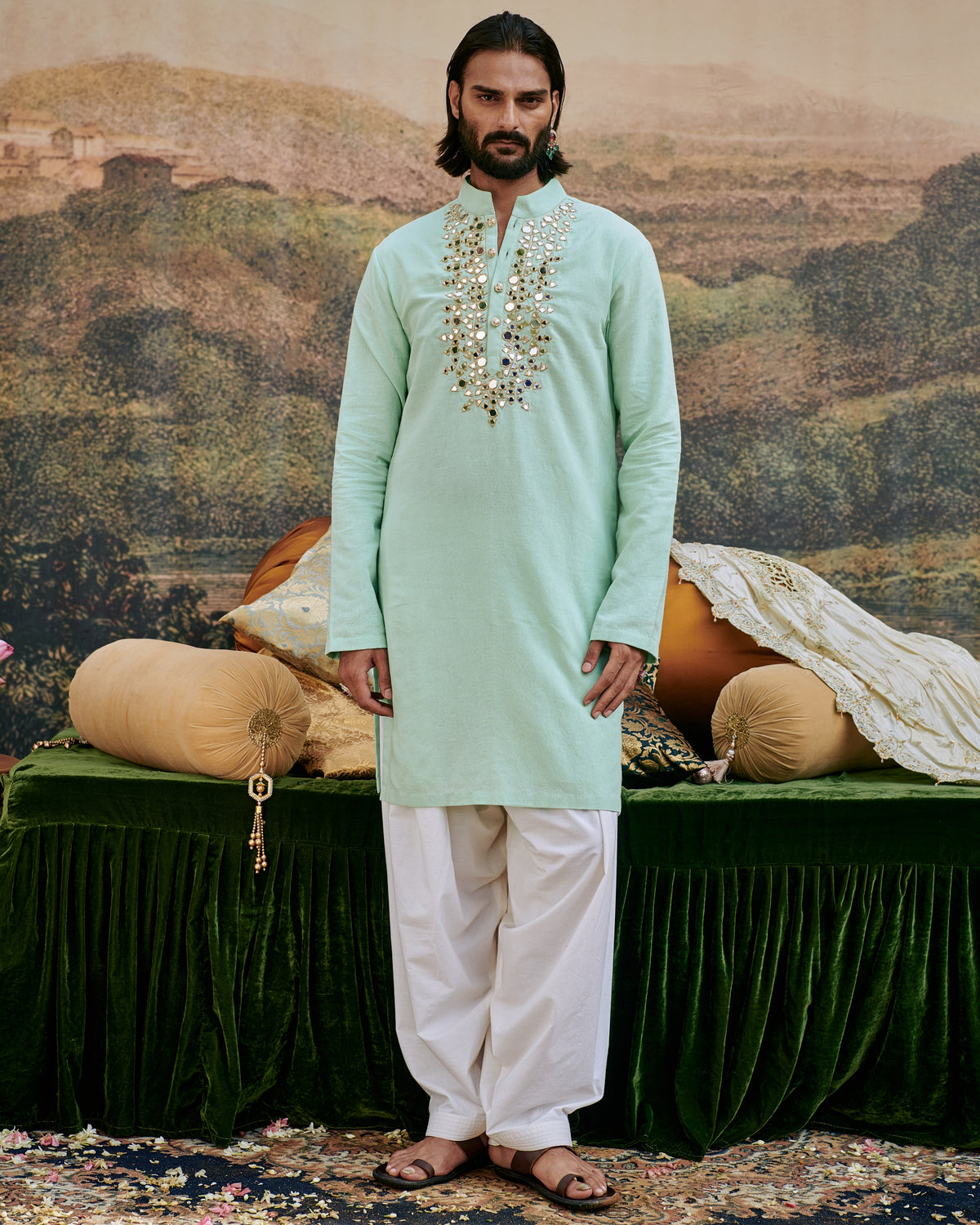 Aasmani Kurta Set