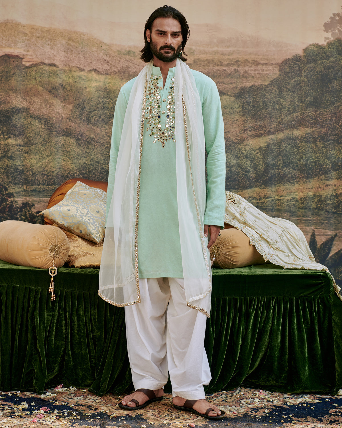 Aasmani Kurta Set