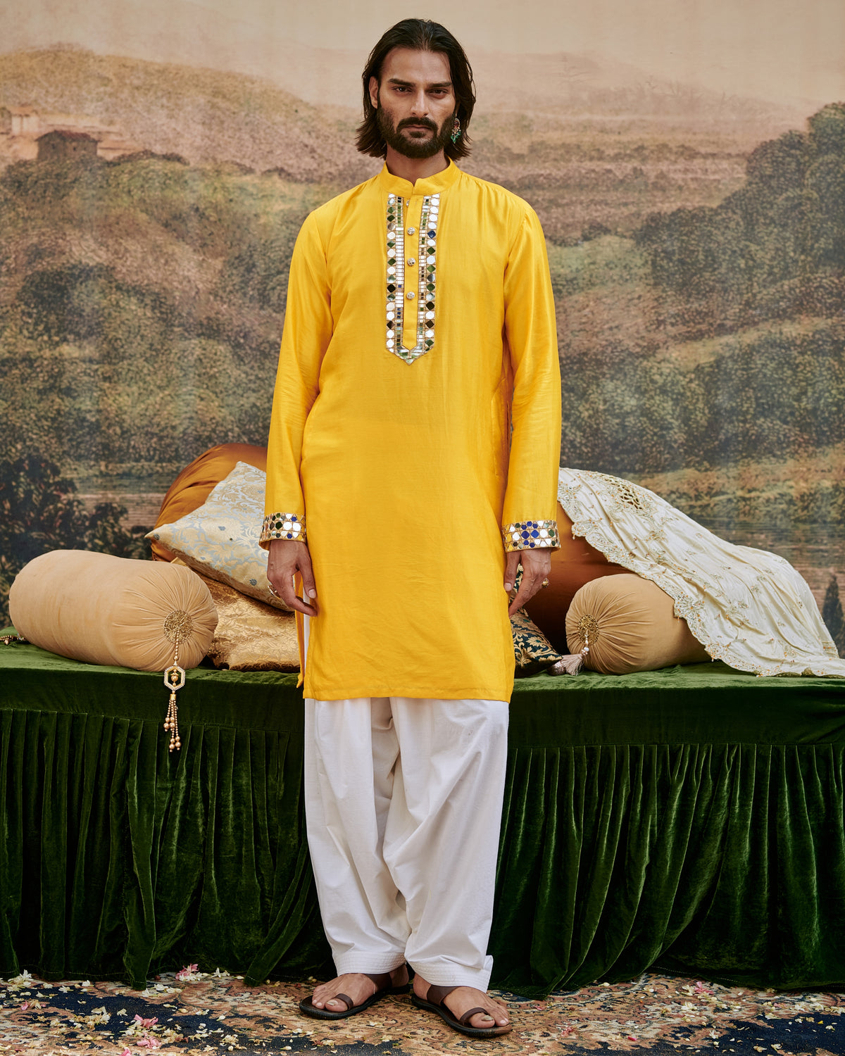 Khayalat-e Kurta Set