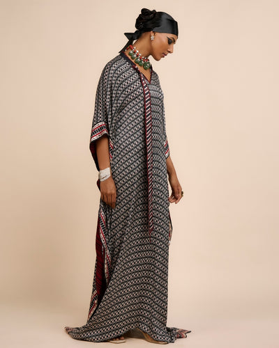 Noir - Ivory Kaftan