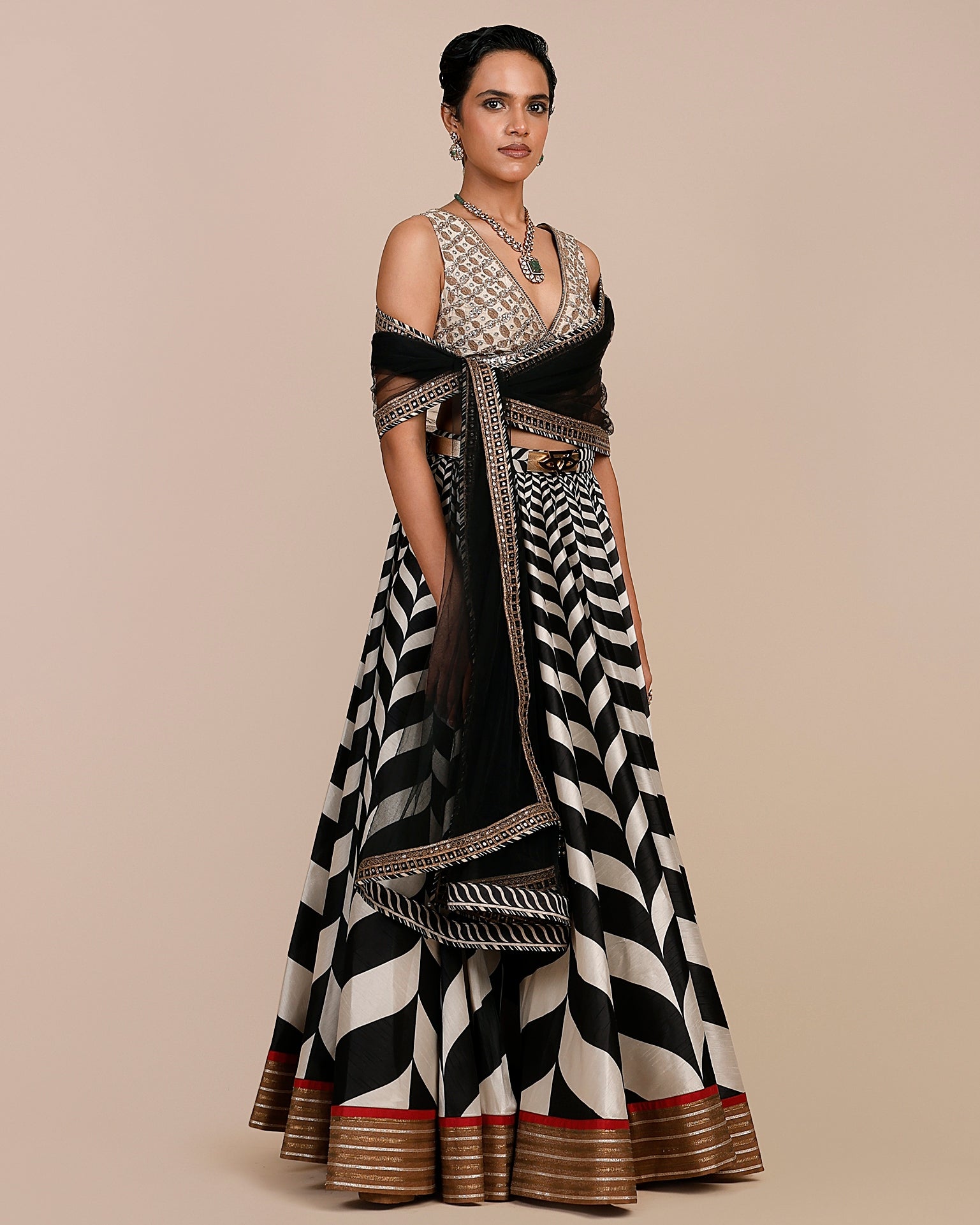 Crème Ivory Chevron Skirt Set