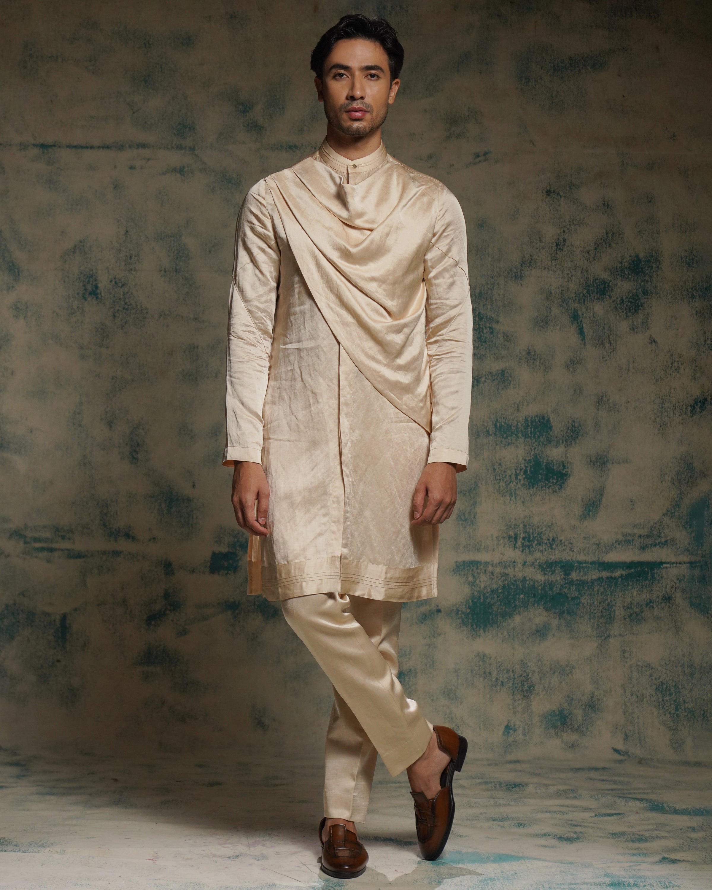 Buttercream Long Kurta
Set With Drape