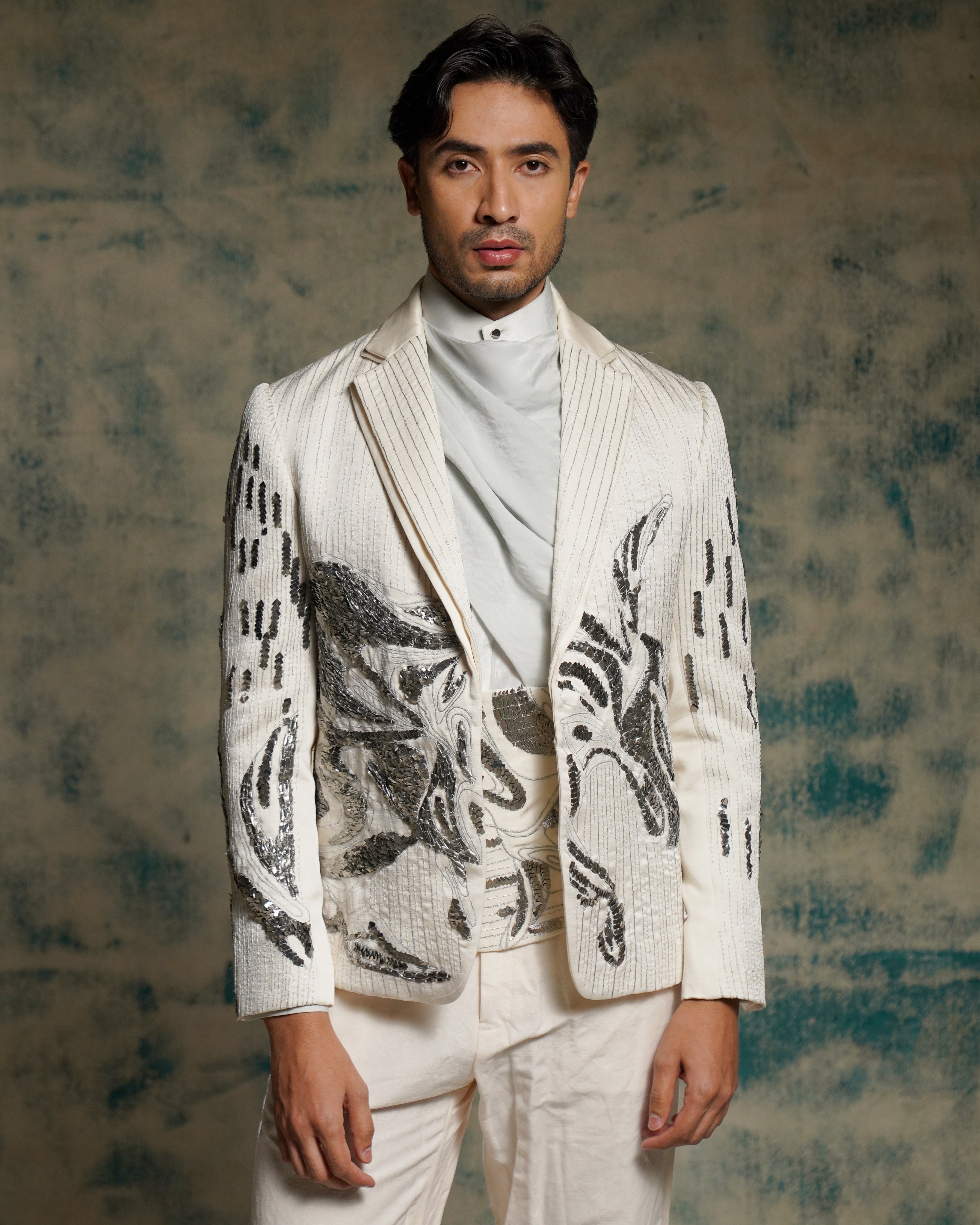 Tusk Nandi Embriodered Blazer Set