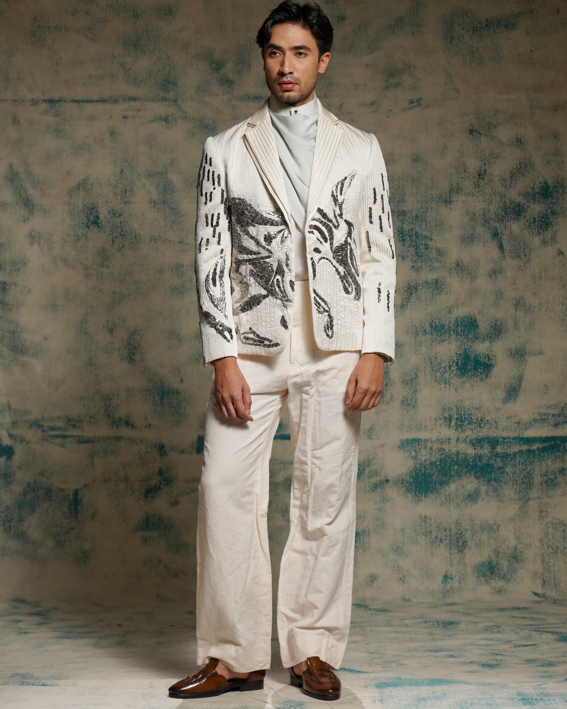 Tusk Nandi Embriodered Blazer Set