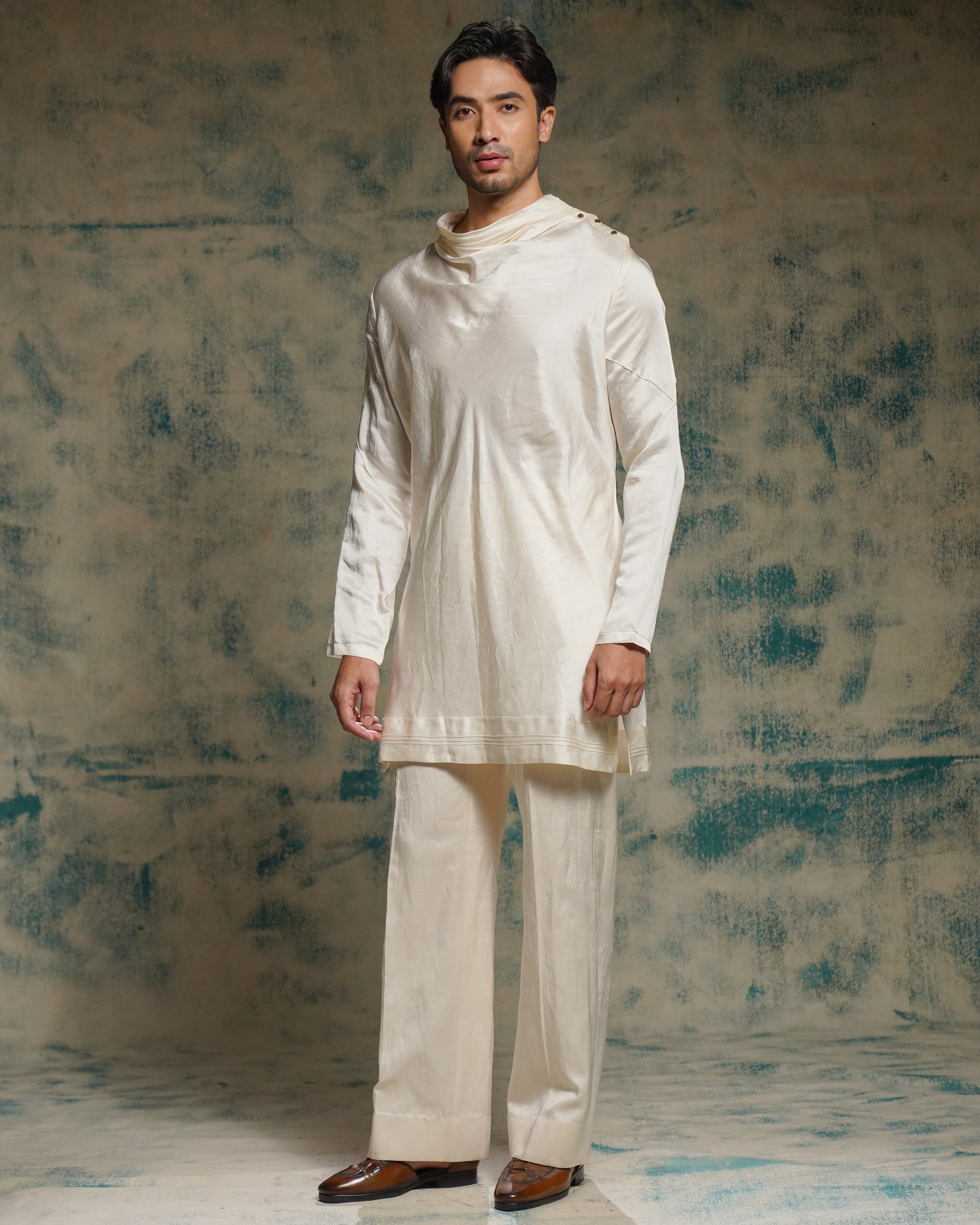 Honeyed Ivory Pearl Short Jacket Set